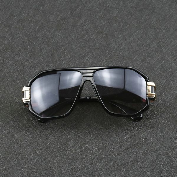 sunglasses kapelus man personality large square glasses in-kind shooting 624 uv400, White;black
sunglasses kapelus man personality large square glasses in-kind shooting 624 uv400, White;black