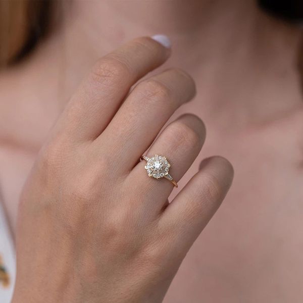 wedding rings zhouyang engagement ring for women personality geometry cubic zirconia gold-color gift fashion jewelry kbr393, Slivery;golden
wedding rings zhouyang engagement ring for women personality geometry cubic zirconia gold-color gift fashion jewelry kbr393, Slivery;golden