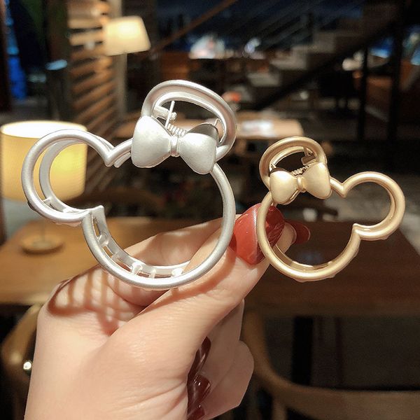2020 spring new model mouse cutout flower clip hair clip female does not hurt hair cute children princess hair clip headdress, Slivery;white
2020 spring new model mouse cutout flower clip hair clip female does not hurt hair cute children princess hair clip headdress, Slivery;white