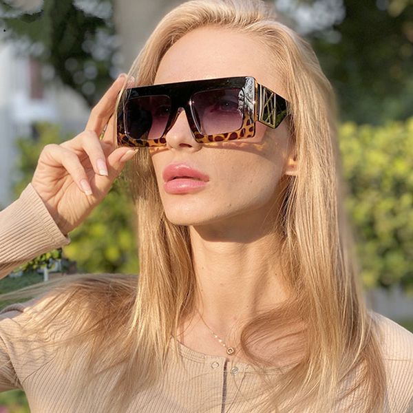 new arrival 2020 futuristic sunglasses women big rectangle steampunk quay sun glasses oversized shade for women, White;black
new arrival 2020 futuristic sunglasses women big rectangle steampunk quay sun glasses oversized shade for women, White;black