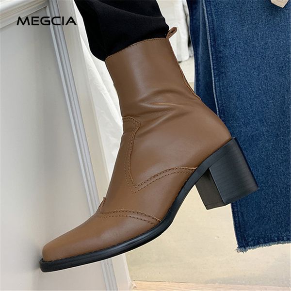 designer women's boots 2020 genuine leather chunky heeled ankle boots female black brown shoes vintage ladies short boot new a48
designer women's boots 2020 genuine leather chunky heeled ankle boots female black brown shoes vintage ladies short boot new a48