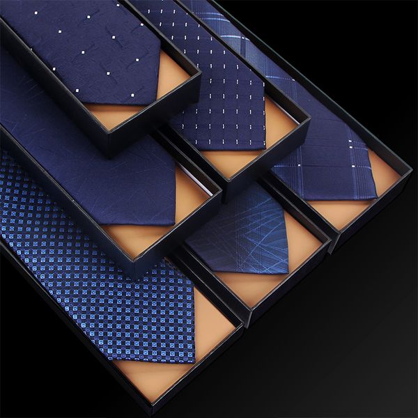 2020 new designers brands fashion business 7cm slim ties for men necktie blue cool work wedding with gift box, Black;gray
2020 new designers brands fashion business 7cm slim ties for men necktie blue cool work wedding with gift box, Black;gray