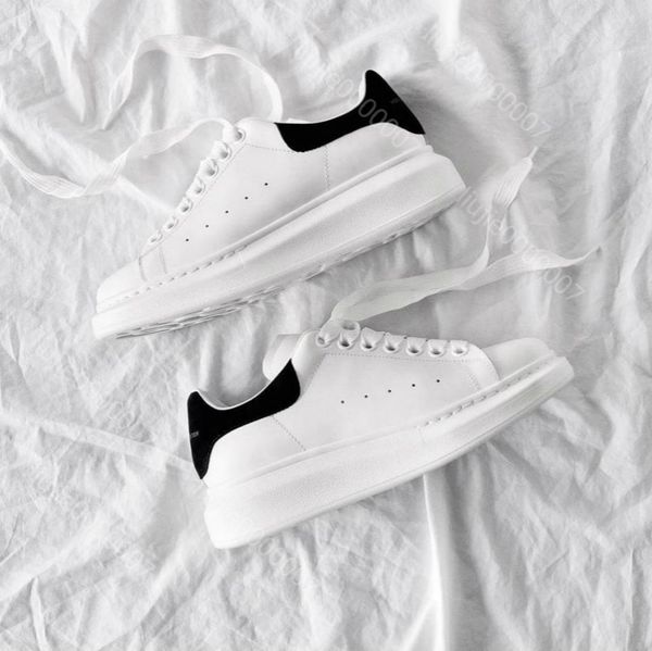 оптовая новый стиль casual обуви человек женщина sneaker черный белый красный платформа low cut мода обувь drop доставка 22, Black
оптовая новый стиль casual обуви человек женщина sneaker черный белый красный платформа low cut мода обувь drop доставка 22, Black