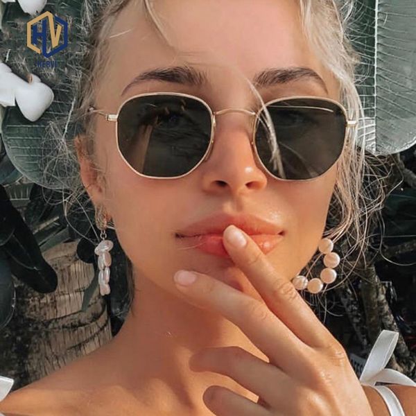 new metal classic vintage women sunglasses design glasses female driving eyewear masculino, White;black
new metal classic vintage women sunglasses design glasses female driving eyewear masculino, White;black