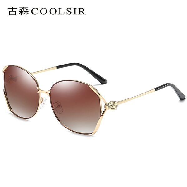sunglasses coolsir ladies fashion wild metal frame diamond polarized glasses anti-uv glare driving female 6092, White;black
sunglasses coolsir ladies fashion wild metal frame diamond polarized glasses anti-uv glare driving female 6092, White;black