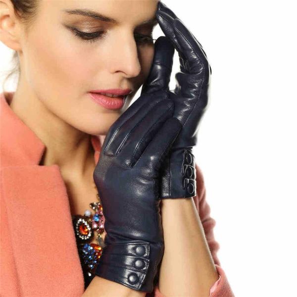 five fingers gloves 2021 women genuine leather thermal thicken lambskin glove winter wrist goatskin touchscreen l003nr1, Blue;gray
five fingers gloves 2021 women genuine leather thermal thicken lambskin glove winter wrist goatskin touchscreen l003nr1, Blue;gray