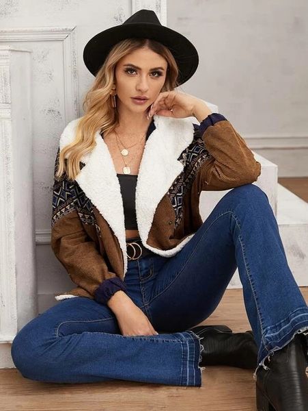 женская мода куртки breasted двойника tribal печати поддельный shearling воротник вельвет куртка горячие продаем охладить зимнее пальто разм, Black;brown
женская мода куртки breasted двойника tribal печати поддельный shearling воротник вельвет куртка горячие продаем охладить зимнее пальто разм, Black;brown