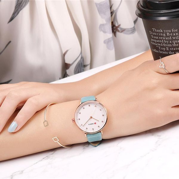 brand curren new fashion leather ladies watches analog quartz female clock luxury women rhinestone watches valentine gifts, Slivery;brown
brand curren new fashion leather ladies watches analog quartz female clock luxury women rhinestone watches valentine gifts, Slivery;brown