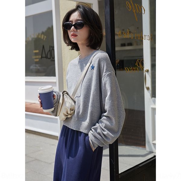 2020 autumn korean stylestyle versatile simple five-pointed star embroidery short lazy style round neck sweater for pullover pullover women, Black
2020 autumn korean stylestyle versatile simple five-pointed star embroidery short lazy style round neck sweater for pullover pullover women, Black