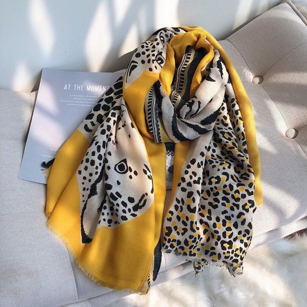 scarves 2021 luxury spring and autumn women print seaside silk cotton linen scarf sunscreen fashion quality shawl, Blue;gray
scarves 2021 luxury spring and autumn women print seaside silk cotton linen scarf sunscreen fashion quality shawl, Blue;gray