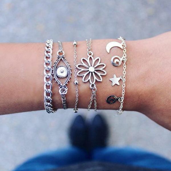 сеть 5шт / set женщины многослойные браслеты set fashion moon star цветов глаз кулон серебряный цвет браслет lady boho ювелирные изделия, Black
сеть 5шт / set женщины многослойные браслеты set fashion moon star цветов глаз кулон серебряный цвет браслет lady boho ювелирные изделия, Black