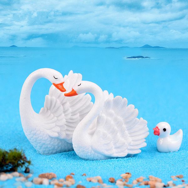 2pcs/lot white love swan miniature figurines animals fairy garden accessories terrarium decoration diy resin crafts supplies
2pcs/lot white love swan miniature figurines animals fairy garden accessories terrarium decoration diy resin crafts supplies