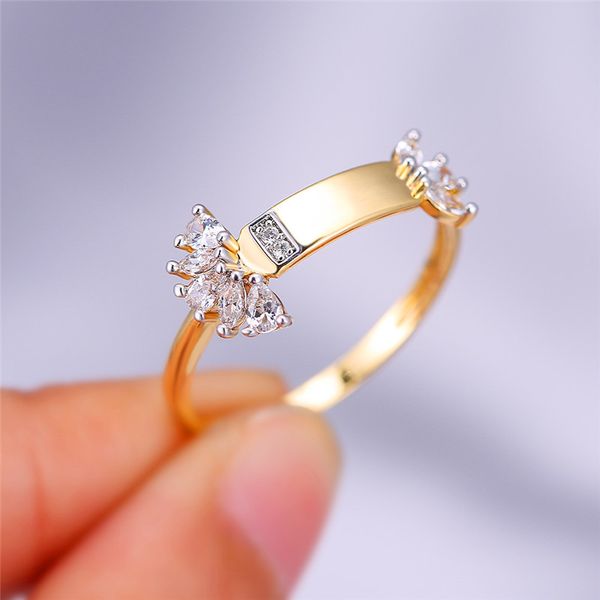 wedding rings dainty female white crystal stone ring classic gold color engagement cute geometirc flower ziecon for women, Slivery;golden
wedding rings dainty female white crystal stone ring classic gold color engagement cute geometirc flower ziecon for women, Slivery;golden