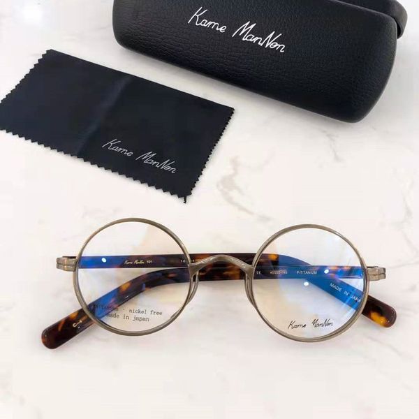 japanese collection john lennon same round frame republic of china style ultra light small face height number glasses q24x, White;black
japanese collection john lennon same round frame republic of china style ultra light small face height number glasses q24x, White;black