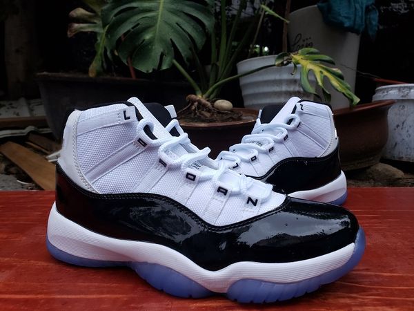 new 11 black red white black printing bred mens womens basketball shoes 11s xi bred high jumpman 23 space jam cap and gown trainers sneak
new 11 black red white black printing bred mens womens basketball shoes 11s xi bred high jumpman 23 space jam cap and gown trainers sneak