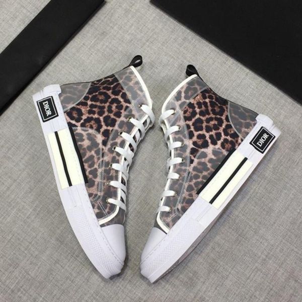 popular sumptuous luxury design sneakers mens or womens leather flat casual shoes scarpe party with box 2 h 4 f, Black
popular sumptuous luxury design sneakers mens or womens leather flat casual shoes scarpe party with box 2 h 4 f, Black