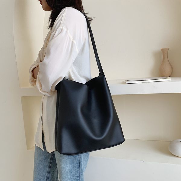 2020 new women's bag shoulder bag high-capacity hand bags 814 
2020 new women's bag shoulder bag high-capacity hand bags 814