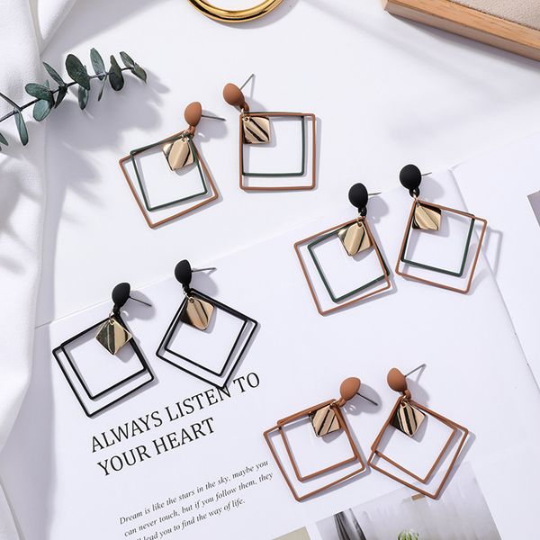 dangle & chandelier 2021 korean personality 4 color acrylic irregular hollow square drop earrings for women party fashion jewelry pendientes, Silver
dangle & chandelier 2021 korean personality 4 color acrylic irregular hollow square drop earrings for women party fashion jewelry pendientes, Silver