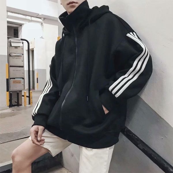 2020 new striped classic three bar men's sports leisure hip-hop jacket loose hoodie, Black
2020 new striped classic three bar men's sports leisure hip-hop jacket loose hoodie, Black