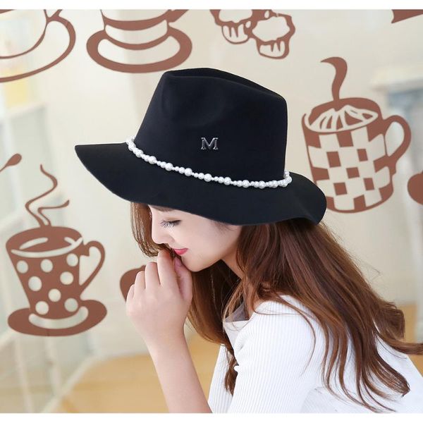 2020 european and american jazz hat ladies fall/winter wide brim pearl hat, Blue;gray
2020 european and american jazz hat ladies fall/winter wide brim pearl hat, Blue;gray