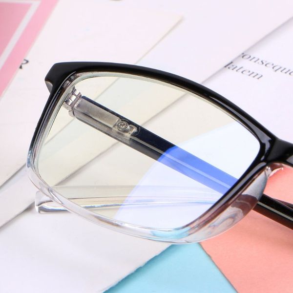 sunglasses men women classic rectangle frame anti blue light radiation computer glasses plain r9je, White;black
sunglasses men women classic rectangle frame anti blue light radiation computer glasses plain r9je, White;black