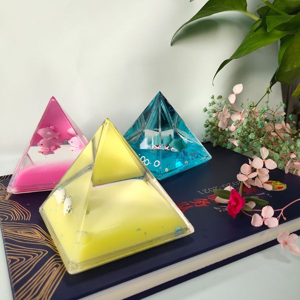 crystal acrylic pyramid into oil floating marine doll office wen zhen zhen paper gifts
crystal acrylic pyramid into oil floating marine doll office wen zhen zhen paper gifts