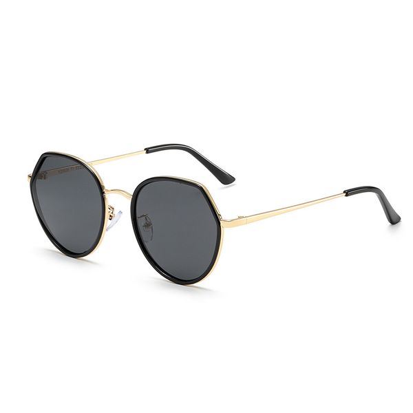 female polarized designer decoration brand women driving sun glasses for face small veshion glasses sunglasses elegant luxury wrjkj, White;black
female polarized designer decoration brand women driving sun glasses for face small veshion glasses sunglasses elegant luxury wrjkj, White;black