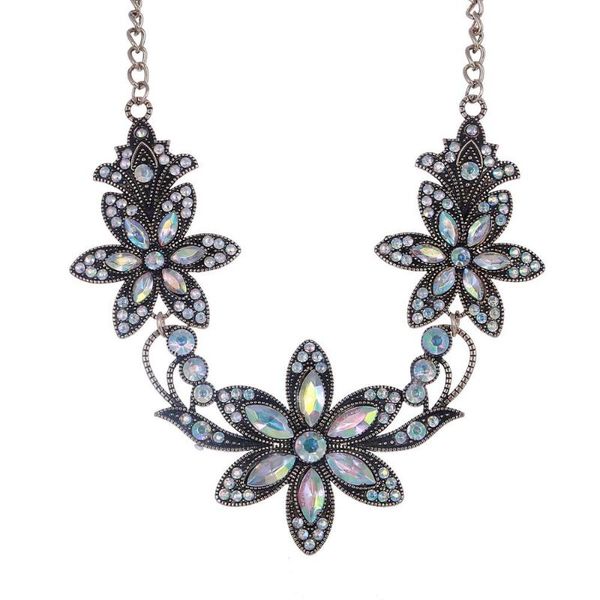retro big flower shape handmade elegant pendant necklace for women fashion wedding party shiny rhinestone necklace jewelry gift, Golden;silver
retro big flower shape handmade elegant pendant necklace for women fashion wedding party shiny rhinestone necklace jewelry gift, Golden;silver