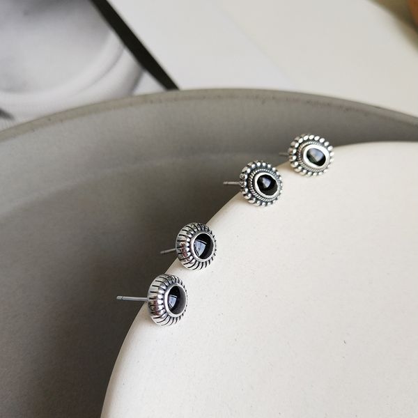 vintage style 925 sterling silver stud handmade earrings american european antique silver designer stud earrings with black enamal for women, Golden;silver
vintage style 925 sterling silver stud handmade earrings american european antique silver designer stud earrings with black enamal for women, Golden;silver