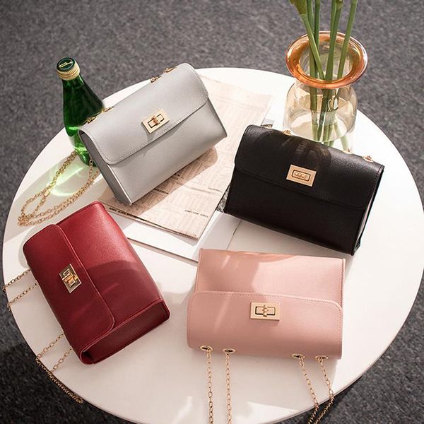 fashion simple small square bag women's designer handbag 2020 high-quality pu leather chain mobile phone shoulder bags
fashion simple small square bag women's designer handbag 2020 high-quality pu leather chain mobile phone shoulder bags