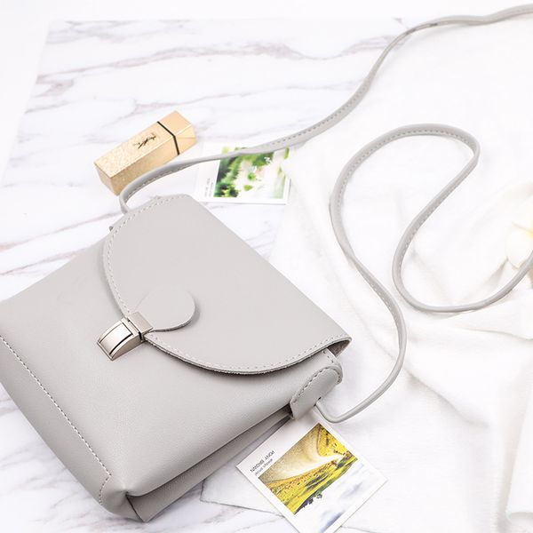 2020 spring new model pu solid color fashion shoulder bag messenger bag simple square sling
2020 spring new model pu solid color fashion shoulder bag messenger bag simple square sling