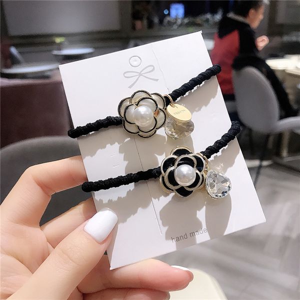 Simple Hair Ropes Black White Camellia Crystal Rhinestones Flowers Elastic Rubber Bands for Girl Women Fashion Hair Accessories
Simple Hair Ropes Black White Camellia Crystal Rhinestones Flowers Elastic Rubber Bands for Girl Women Fashion Hair Accessories