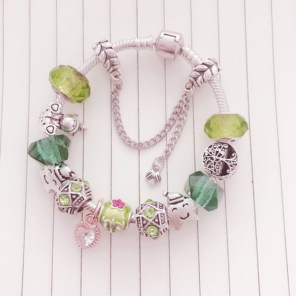 2020 новый 12 созвездие светящиеся очаровывает браслет кожаный браслет браслеты шарма для женщин девушки ювелирных аксессуаров подарка, Black 
2020 новый 12 созвездие светящиеся очаровывает браслет кожаный браслет браслеты шарма для женщин девушки ювелирных аксессуаров подарка, Black