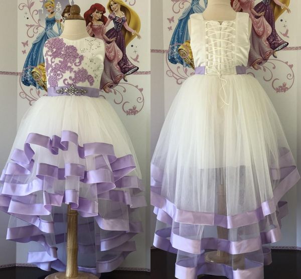 elegant lilac lace high low flower girls dresses for wedding party jewel neck applique crystal beaded hi low first communion dress, White;blue
elegant lilac lace high low flower girls dresses for wedding party jewel neck applique crystal beaded hi low first communion dress, White;blue