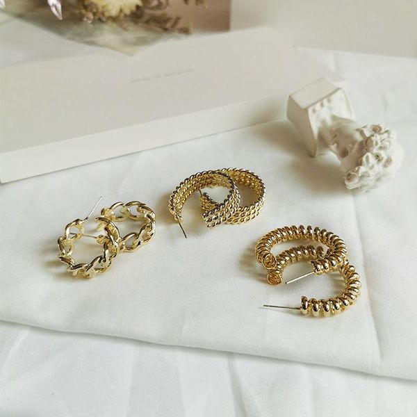 twisted curb chain geometric earrings for women spiral spring minimalist c shape hoop earrings, Golden;silver
twisted curb chain geometric earrings for women spiral spring minimalist c shape hoop earrings, Golden;silver