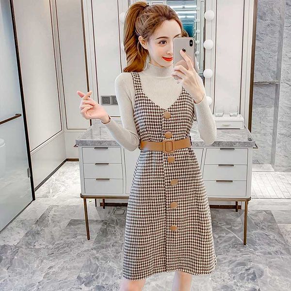 women's tracksuits 2021 autumn and winter models korean version of the houndstooth suit skirt, Gray
women's tracksuits 2021 autumn and winter models korean version of the houndstooth suit skirt, Gray