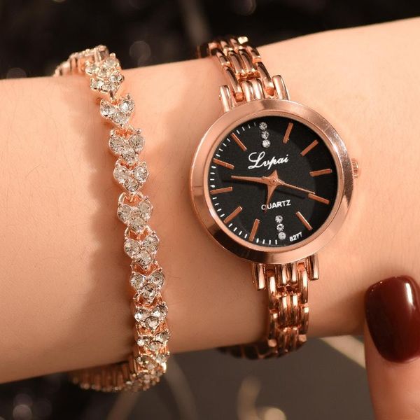 wristwatches woman watches simple irregular scale watch full diamond bracelet exquisite heart-shaped set40*, Slivery;brown
wristwatches woman watches simple irregular scale watch full diamond bracelet exquisite heart-shaped set40*, Slivery;brown