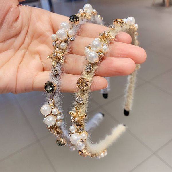 autumn and winter new hairy temperament pearl hair hoop fairy sweet head hoop hairpin jewelry girl, Golden;silver
autumn and winter new hairy temperament pearl hair hoop fairy sweet head hoop hairpin jewelry girl, Golden;silver