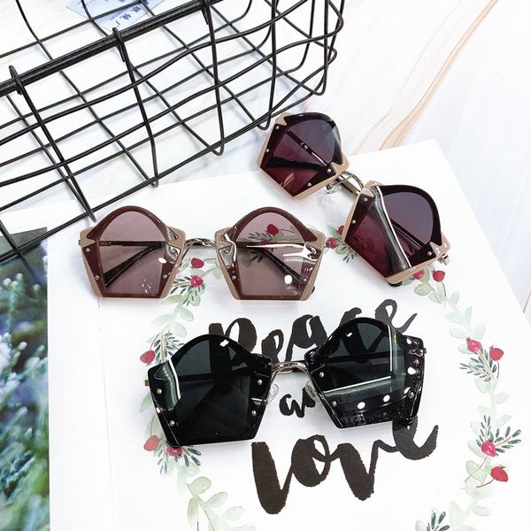 sunglasses the nail suit m children polarizing t20311 resin tong street snap wholesale glasses, White;black
sunglasses the nail suit m children polarizing t20311 resin tong street snap wholesale glasses, White;black