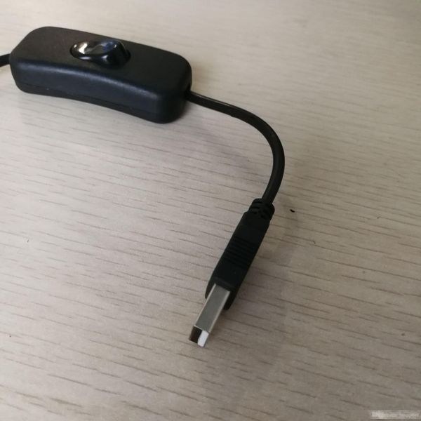 10pcs wholesale black usb a male to mini usb male power adapter cable with on off switch
10pcs wholesale black usb a male to mini usb male power adapter cable with on off switch