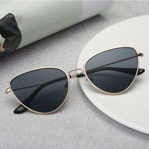 sunglasses brand designer fashion women's oversized pilot sun glasses for women/man luxury shades uv400, White;black
sunglasses brand designer fashion women's oversized pilot sun glasses for women/man luxury shades uv400, White;black