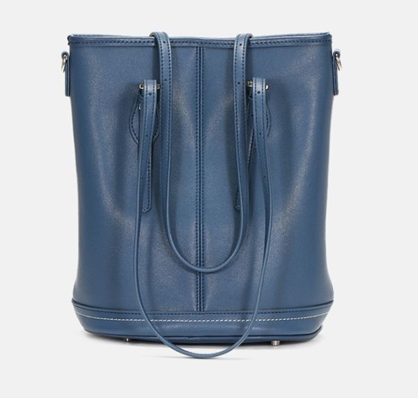 versatile tote bag women's one shoulder handbag large capacity messenger bag for women cross body bag
versatile tote bag women's one shoulder handbag large capacity messenger bag for women cross body bag