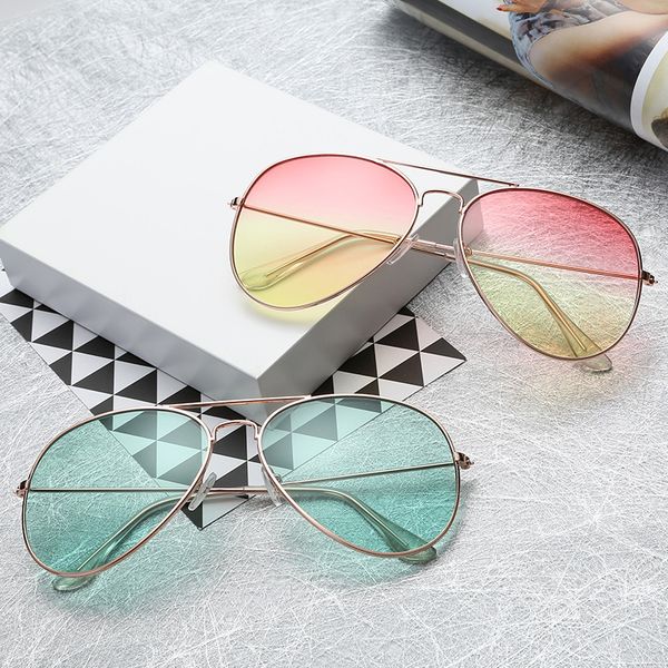 brand design luxury women sunglasses 2020 ocean color fashion sun glasses shades for lady r3025 style aviation sunglasses men, White;black
brand design luxury women sunglasses 2020 ocean color fashion sun glasses shades for lady r3025 style aviation sunglasses men, White;black