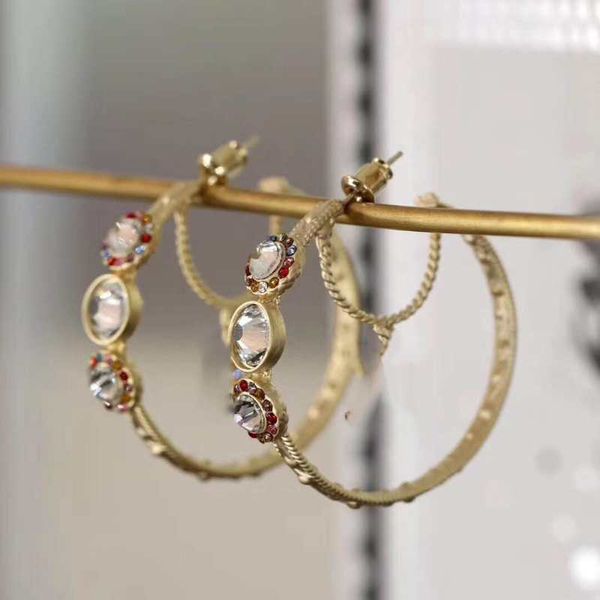 nieuwe strass oorbellen, grote oorbellen, kleurrijke kristallen populair in europa en amerika, overdreven punk stijl, Golden;silver
nieuwe strass oorbellen, grote oorbellen, kleurrijke kristallen populair in europa en amerika, overdreven punk stijl, Golden;silver