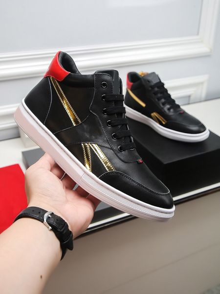 2020 latest leather sneakers with embossed logo, casual shoes, fashion trend, comfortable and breathable size 35-40, Black
2020 latest leather sneakers with embossed logo, casual shoes, fashion trend, comfortable and breathable size 35-40, Black