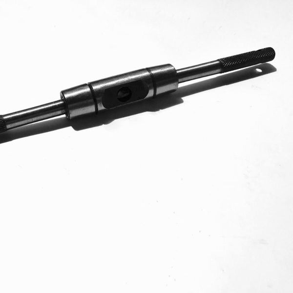 1pc european style tap wrench screw tap wrench holder hand hinge 400-600mm matching m10-m24 taps for manual work
1pc european style tap wrench screw tap wrench holder hand hinge 400-600mm matching m10-m24 taps for manual work