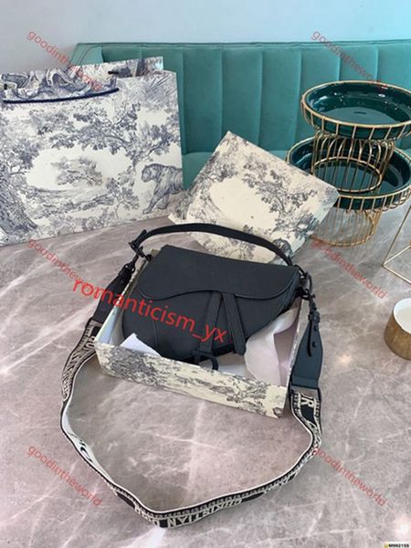 2020 new style fashion women lusso progettista bags lady pu leather handbags brand bags purse shoulder m tote bag female size27*16, Black
2020 new style fashion women lusso progettista bags lady pu leather handbags brand bags purse shoulder m tote bag female size27*16, Black