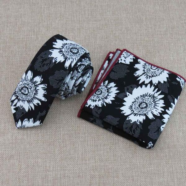 tie, black and white printing canvas fabric high-grade male ladies fashion new narrow tie matching face cloth, Blue;purple
tie, black and white printing canvas fabric high-grade male ladies fashion new narrow tie matching face cloth, Blue;purple