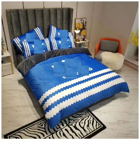 bed comforters sets fashion luxury cotton four-piece bedding sets with bed sheets and two pillowcase
bed comforters sets fashion luxury cotton four-piece bedding sets with bed sheets and two pillowcase