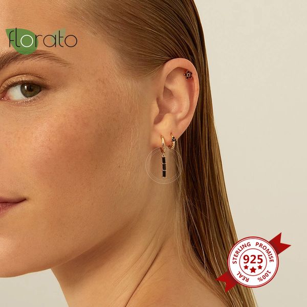hoop & huggie rose red/black/white crystal hanging huggies earrings for women 925 sterling silver charming cz females jewelry, Golden;silver
hoop & huggie rose red/black/white crystal hanging huggies earrings for women 925 sterling silver charming cz females jewelry, Golden;silver